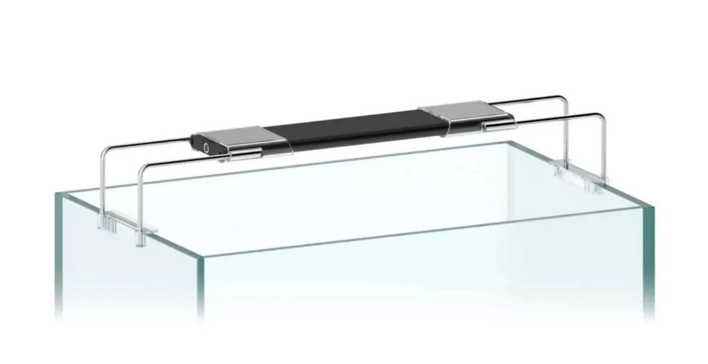 Blade LED Elevated Tank Mount